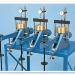 Consolidation apparatus (set of 3 mounted frames on a metallic table)