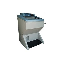 Semi Automatic Cryostat Microtome